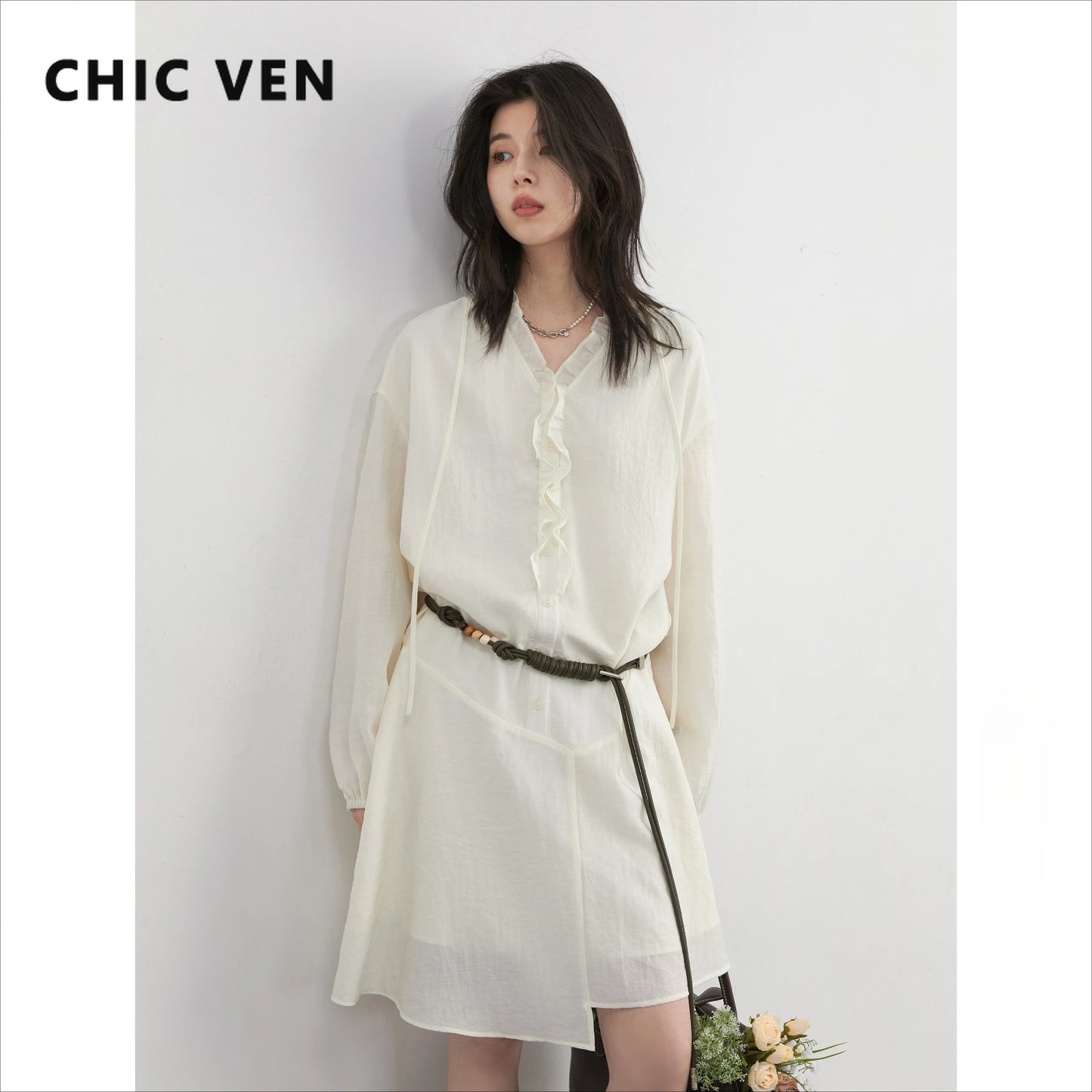 Women Loose Dress - Casual V-Neck Long Sleeve A-Line Knee Dress With Ruffled Lantern Sleeves