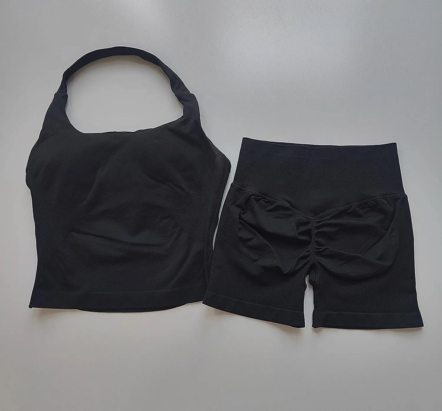 2PCs Peach High Waist Belly Hip Lifting Sports Bras Shorts Suit Gathering Shock-proof Neck Halter Yoga Suit Running Fitness Set