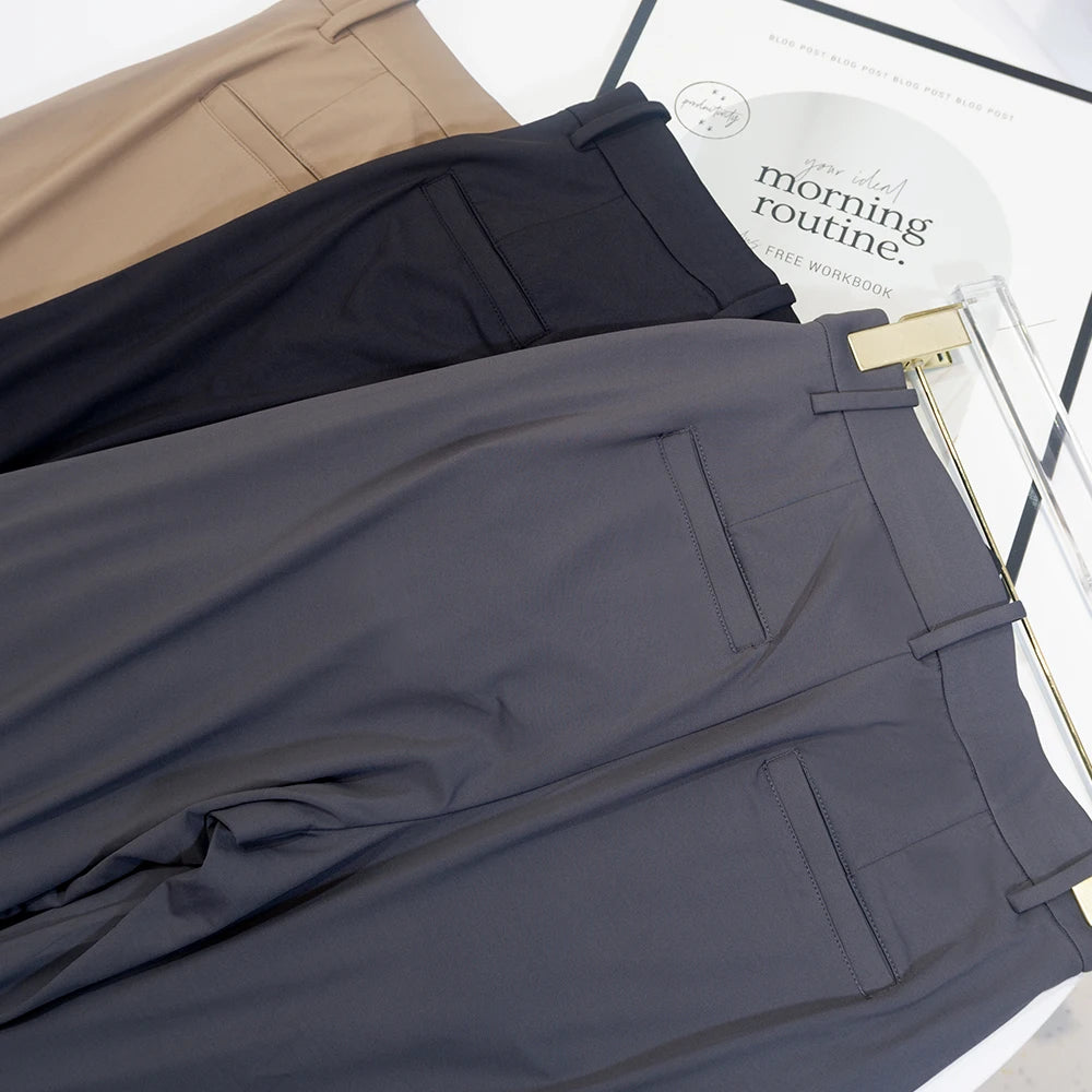 Pocketed suit pants with pleats, cool feeling, versatile wide-legged, long pants, casual, straight-cut, elastic waist