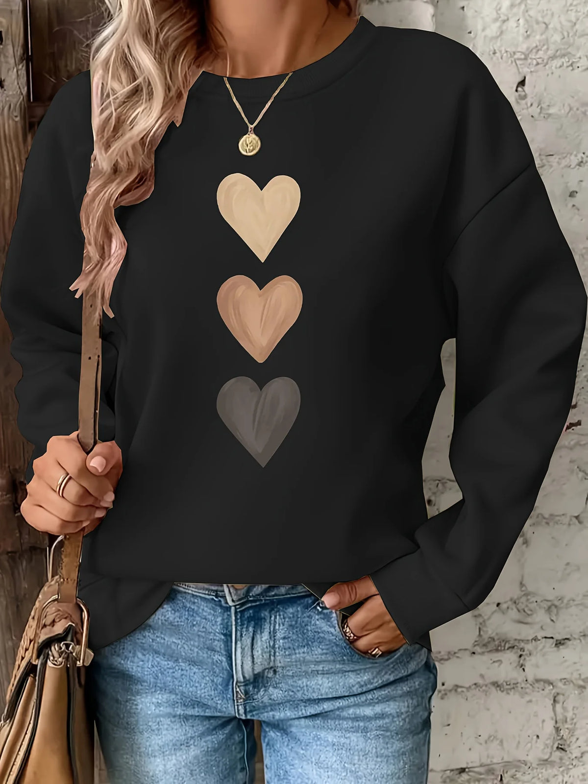 Women's Casual Heart Print Pullover Sweatshirt Geometric Design Long Sleeve Round Neck Machine Washable Regular Fit for Autum