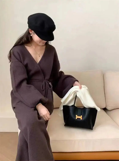 [EWQ] Fashion V-neck Long Sleeve Lace Up Sweater And High Waist Trousers Casual Women Knit Set Clothing 2025 Autumn New 16O1719