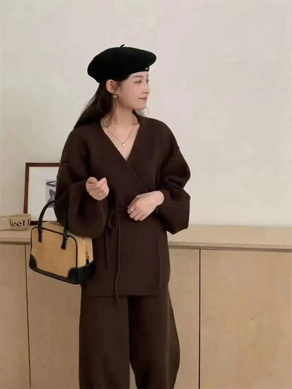 [EWQ] Fashion V-neck Long Sleeve Lace Up Sweater And High Waist Trousers Casual Women Knit Set Clothing 2025 Autumn New 16O1719