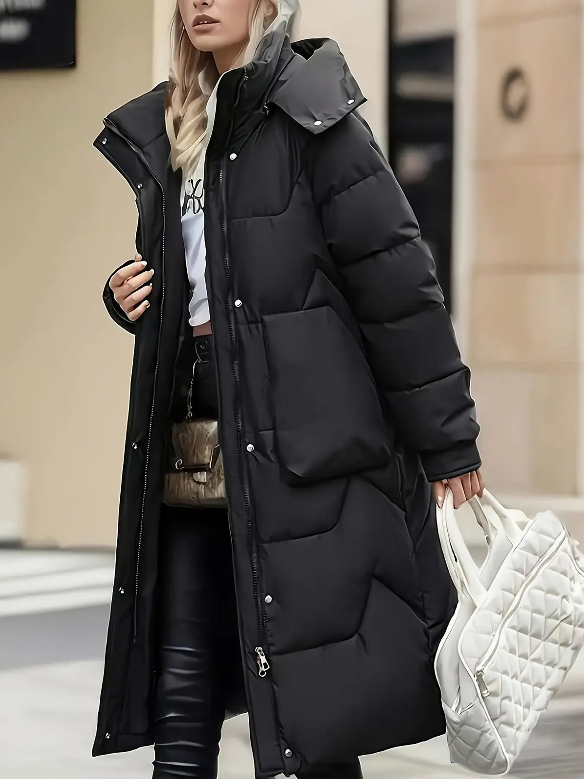 Women's Warm Hooded Long Puffer Coat Zip Up Winter Parka with Large Pockets for Cold Weather