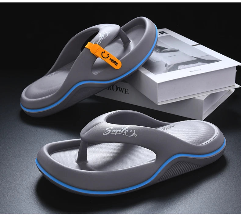 New Man Women Slippers Flip Flops Indoor Outdoor Beach Sandals Super Soft Bottom Slides Non-slip Thick Soled Men Slippers