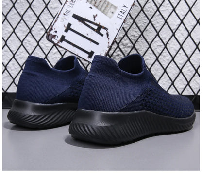 Outdoor Super Light Men Sneakers Fashion Breathable Running Sport Shoes Quality Slip-on Unisex Athletic Footwear 2022 Hot Sale