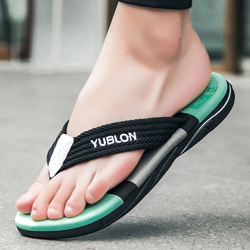 2025 Summer Flip Flops Men Beach Sandals Anti-slip Breathable Casual Men Beach Slippers Outdoor Big Size 45