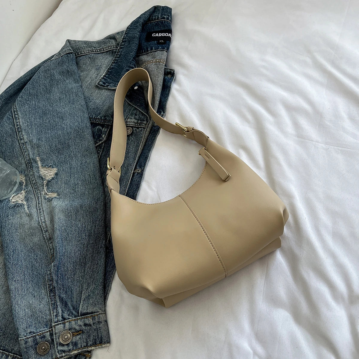 PU Leather Crossbody Bag | Women’s Small Retro Baguette Style Shoulder Bag with Hasp Closure