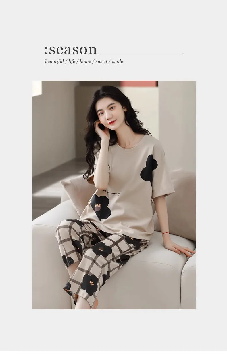 Women's Summer Pyjamas: Short-Sleeved Top and Cropped Trousers, Plus Size, Boho-Chic Checked Set, Loungewear, Women's Underwear