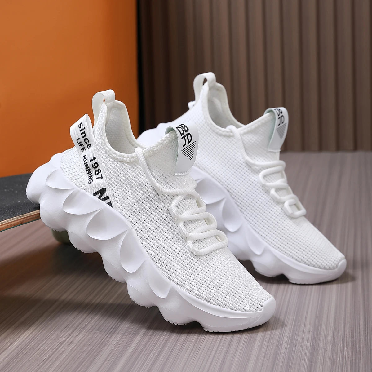 ZOOMNSTORE