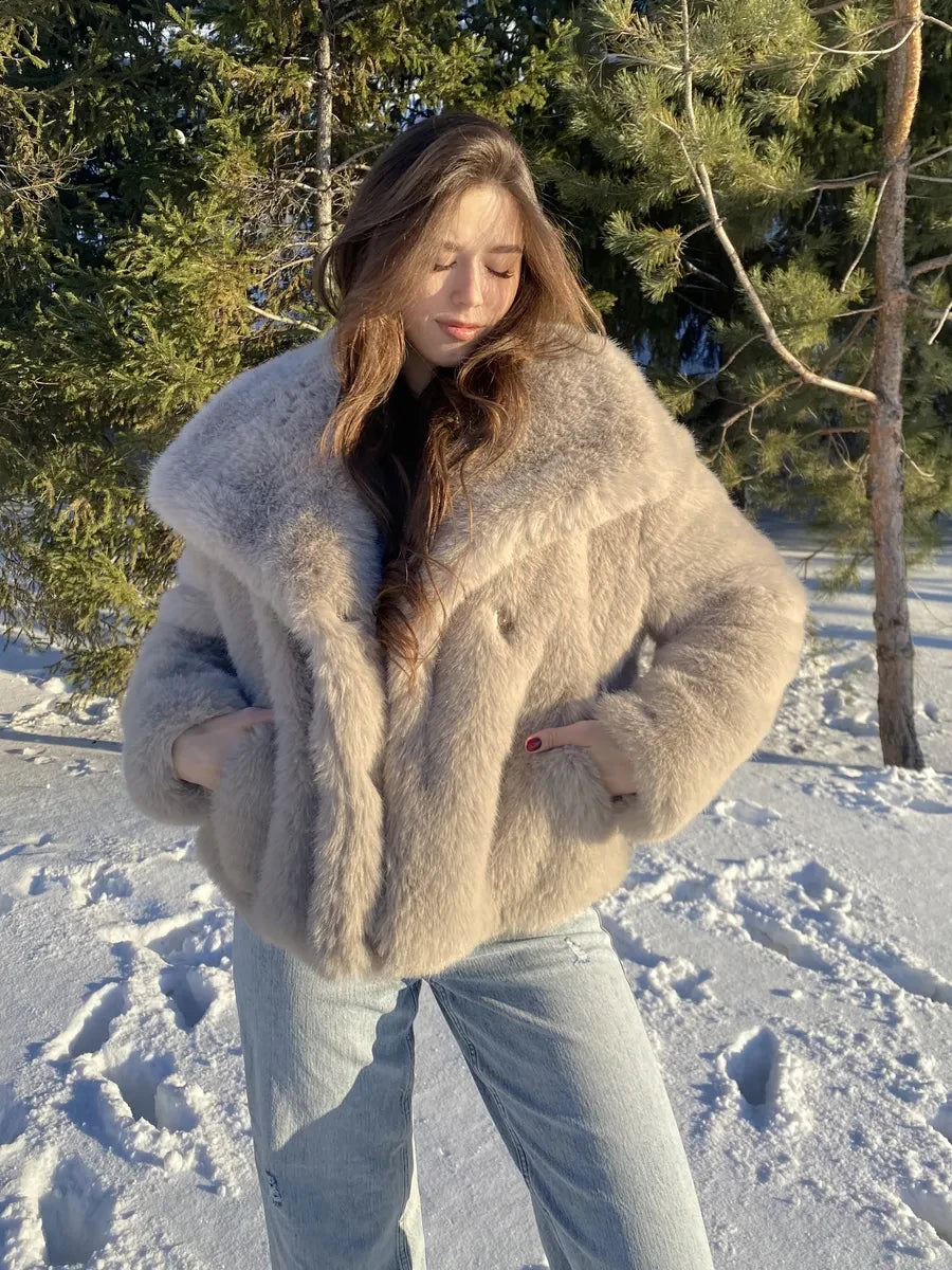 Faux Fur Women's Coat – Luxury Cropped Fluffy Jacket With Lapel Collar