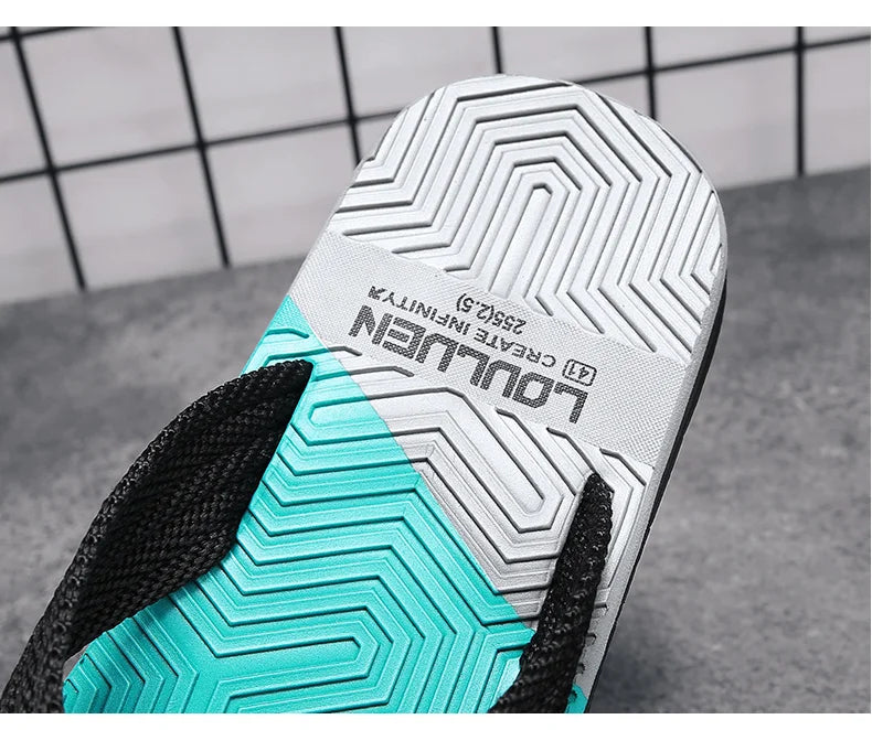 Fashion Men Light Flip Flops Slides Summer Anti-skid Man Slippers Outdoor Beach Male Sandals Household Slides for Men