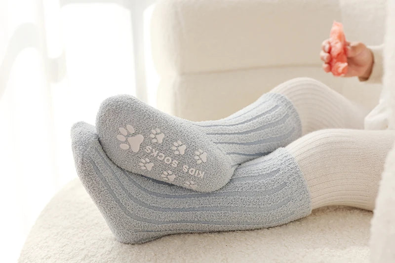 Kids Socks Thick Cold Winter Socks Super Warm Baby Snow Socks Christmas Gifts Coral Fleece Silicone Non-slip Floor Socks
