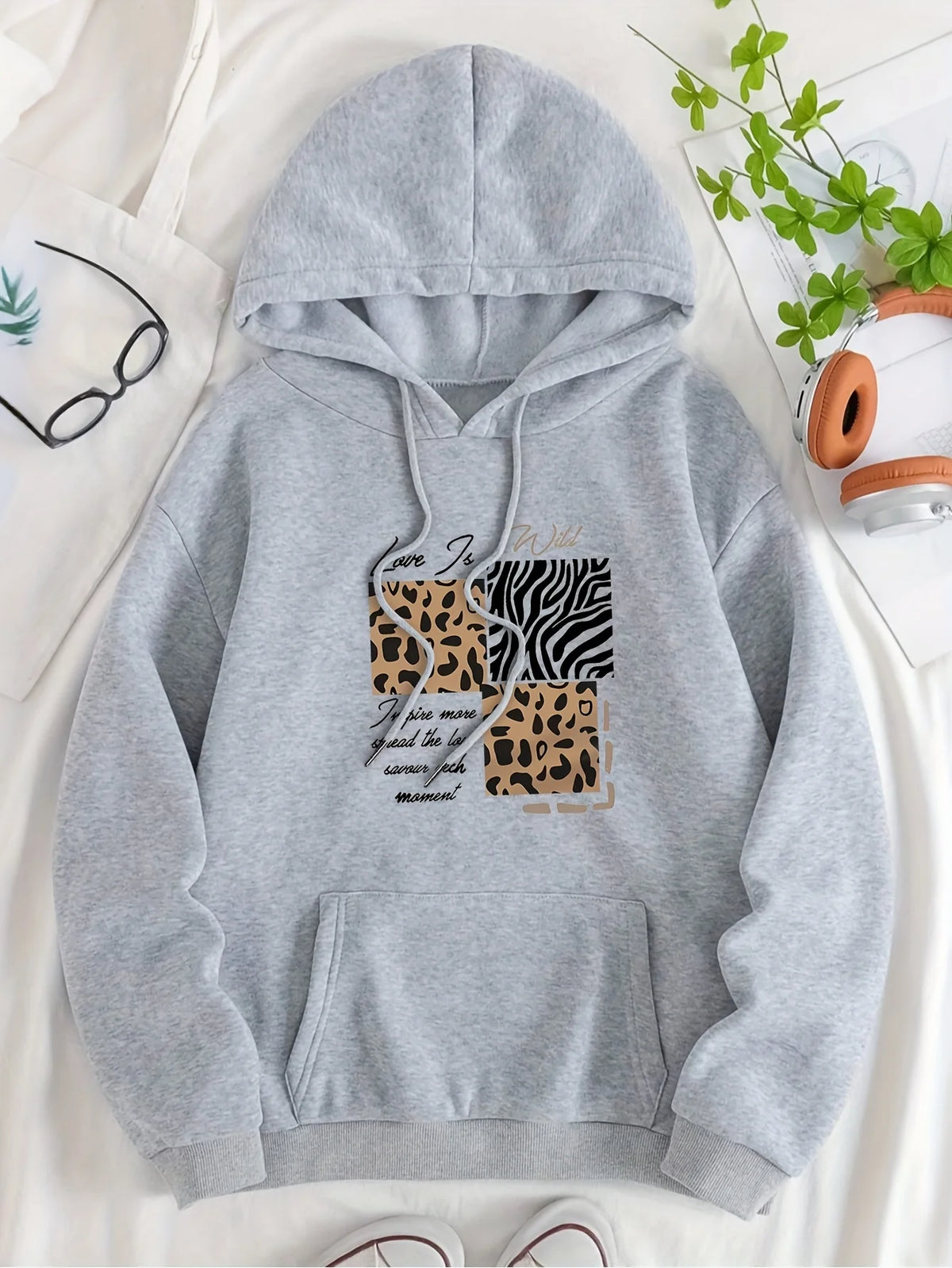 Women's Autumn and Winter Loose Casual Comfortable Letter Printed Thick Long-Sleeved Round Neck Hoodie Pullover