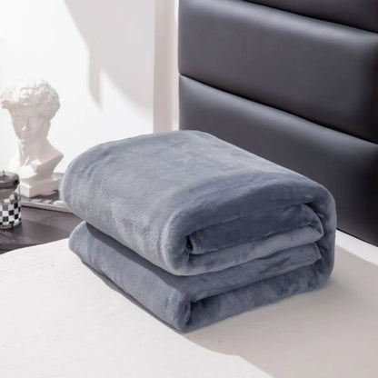 Solid Color Fleece Blanket - All Seasons Machine Washable - ZOOMNSTORE