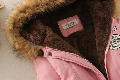 Women Winter Jacket - Fleece Lined Puffer Coat With Hooded Zipper Closure