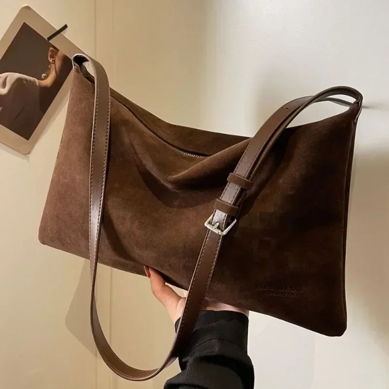 Retro Shoulder Bag – Women's Tote Bag With Large Capacity | Zipper Closure