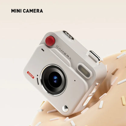 Retro Mini Digital Camera – Compact High Definition CCD Sensor Camera for Student Photography