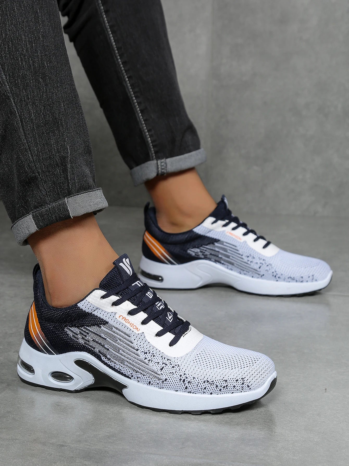 ZOOMNSTORE