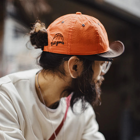 Vintage Embroidered Baseball Cap – Short-Brim Contrast Snapback