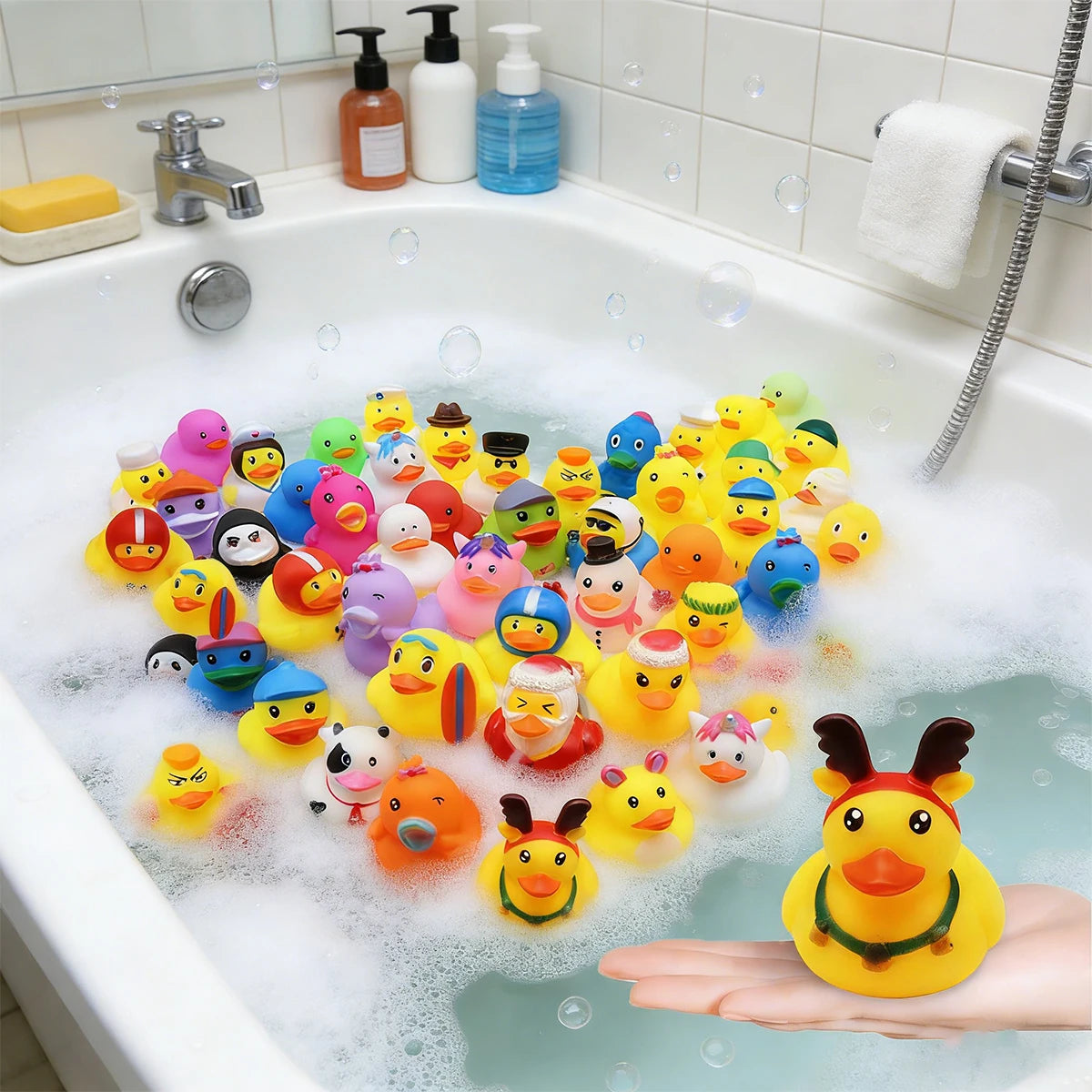 Fun Rubber Duck Swimming Pool Bathroom Toy, Floating Toy, Suitable for Swimming Pools and Beaches, Suitable for Birthday Gifts
