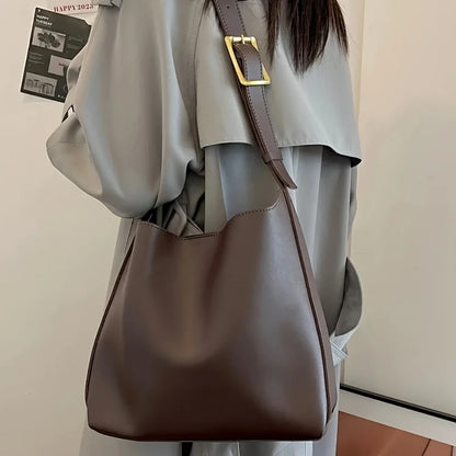 Women's Tote Bag - Minimalist Faux Leather Shoulder Handbag with Zipper Closure