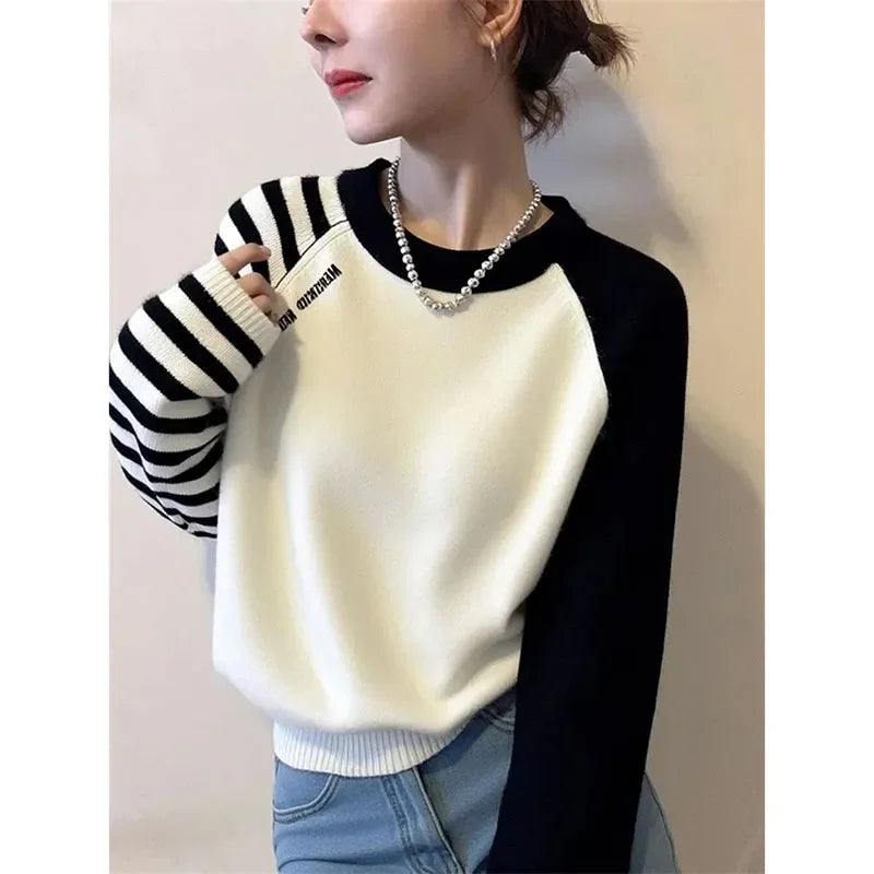 Korean Lady Round NNeck Casual Sweater Spring Autumn Women Fashion Long Sleeved Pullover Knit Female Contrasting Striped Knitted