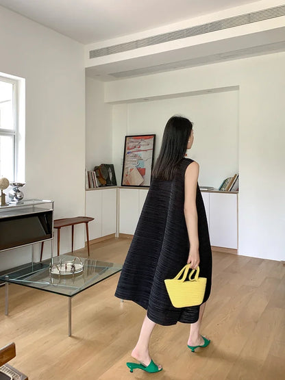Pleated Women's Dresses | Plus Size Knee Length Dress With Natural Waistline And Folded Fabric