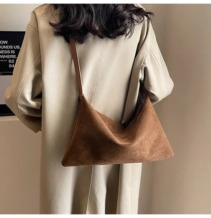 Retro Shoulder Bag – Women's Tote Bag With Large Capacity | Zipper Closure