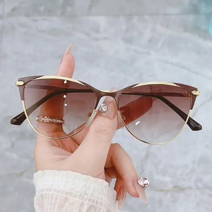 1Pc Round Cat-Eye Fashion Glasses for Women, Men, Casual Metal Glasses, Suitable for Driving, Beach and Travel