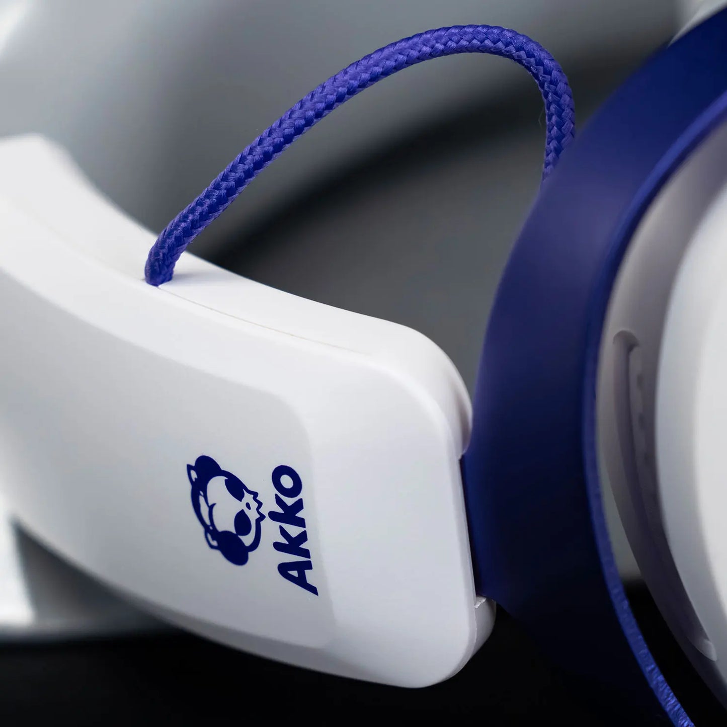 Akko GH300 Gaming Wireless Headphone with Mic Over-Ear Headset 7.1 Virtual Surround Sound Quad-Mode Head-mounted for Music Game