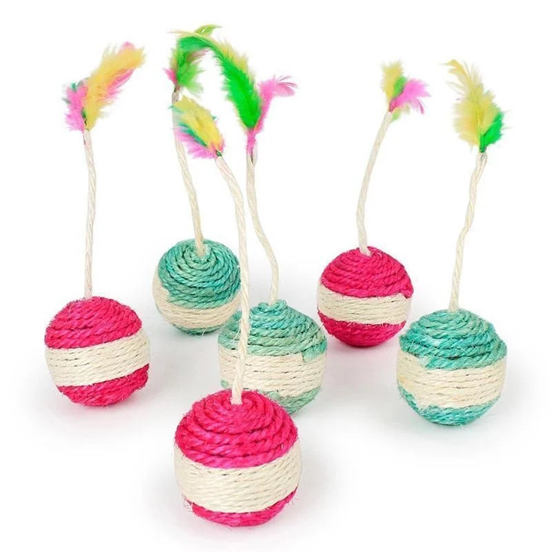 Interactive Sisal Scratching Ball Cat Toy - Training Toy with Feather for Kittens - ZOOMNSTORE