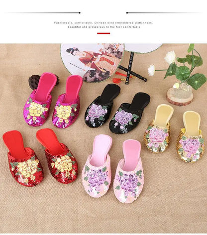 36-40 Women Slippers Sequin Embroider Shoes Summer Silk Fabric Flats Flower Closed Toe Soft Sole Non-slip Chinese Style Footwear