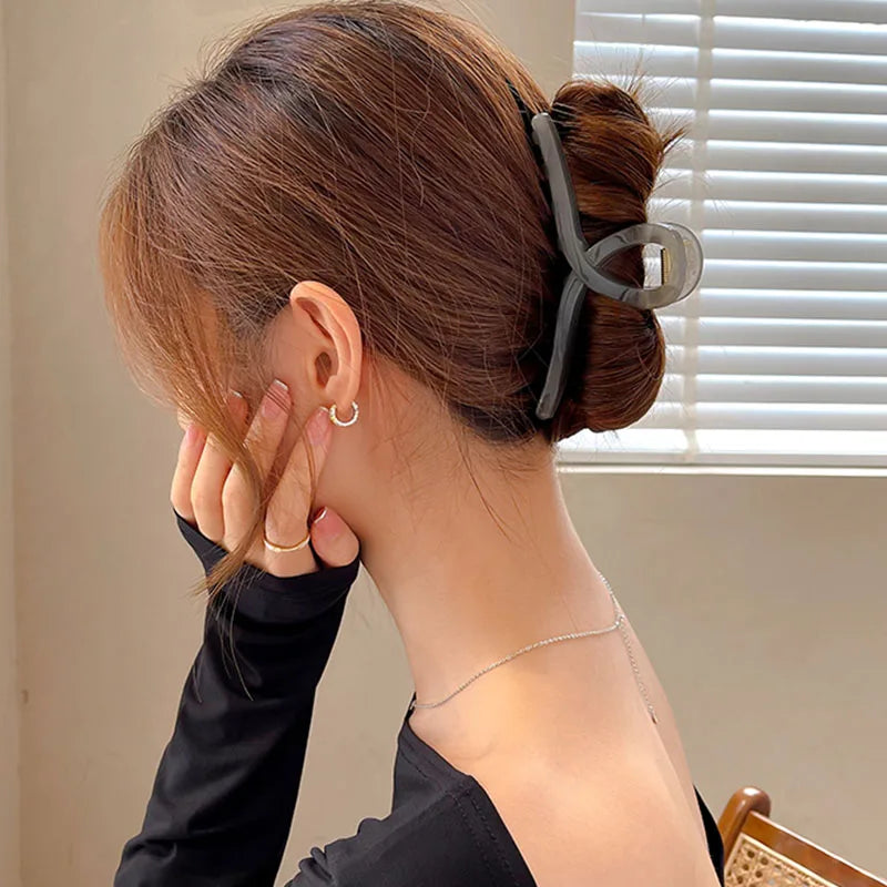 Women Elegant Translucent Cross Rectangle Geometric Hair Claws Lady Sweet Hair Holder Toothed Hair Clip Fashion Hair Accessories