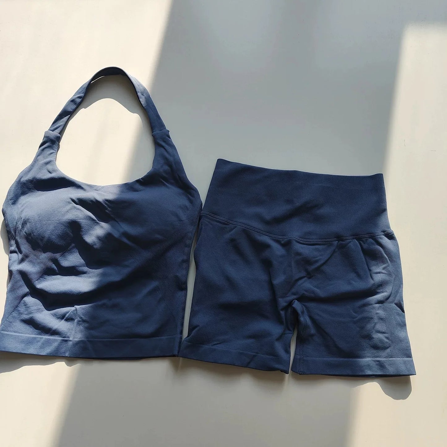 2PCs Peach High Waist Belly Hip Lifting Sports Bras Shorts Suit Gathering Shock-proof Neck Halter Yoga Suit Running Fitness Set