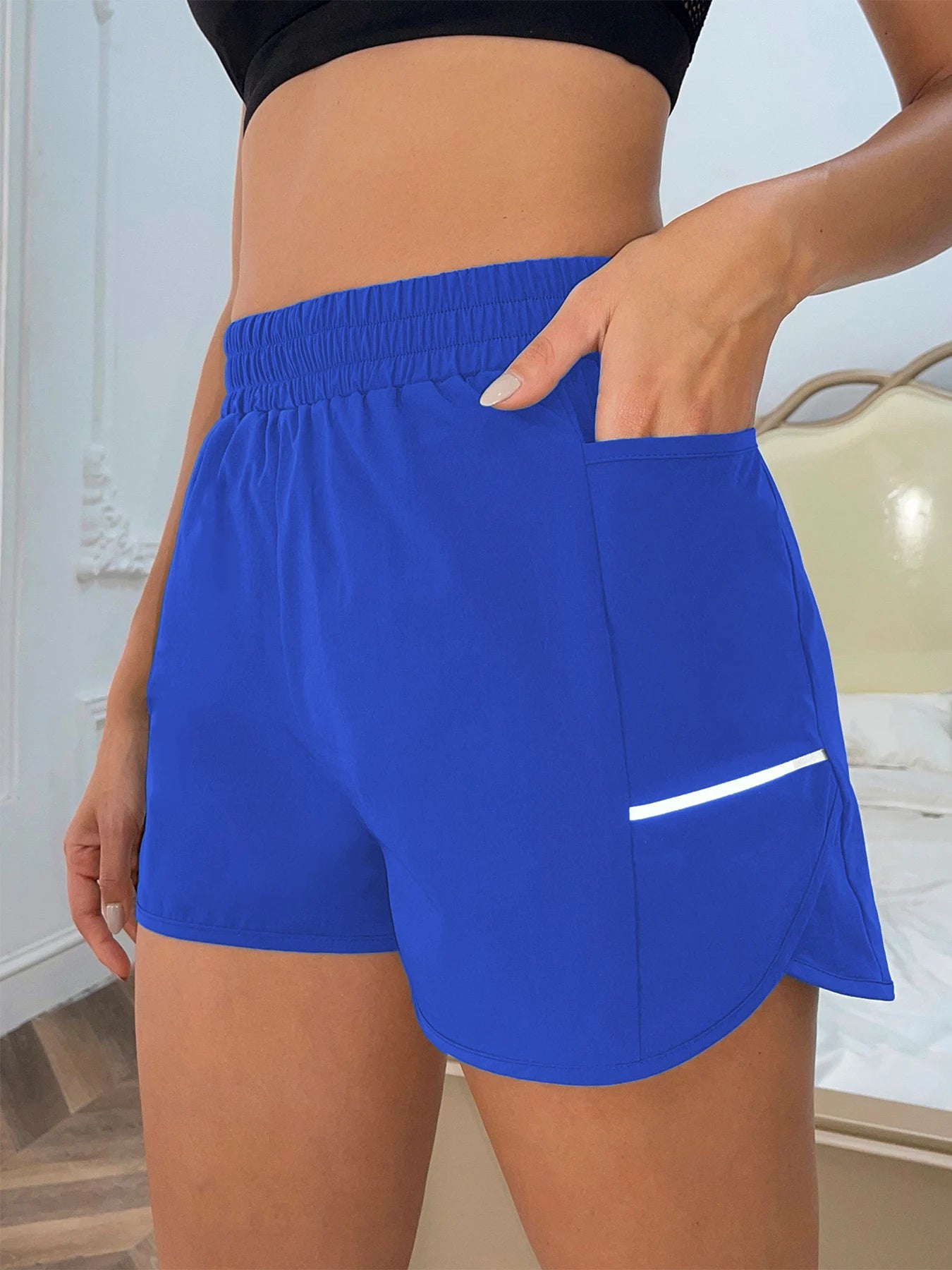 Women's Sports Shorts – Elastic Waist with Phone Pocket & Reflective Strips