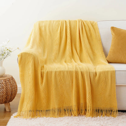 Caramel Knit Throw Blanket - Lightweight Plaid Blanket for Couch and Bed