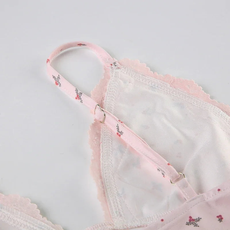 Women Two-pieces Pajamas Set Pink Floral Lace Patchwork Sleepwear Sleeveless Camisoles and Slim Cute Shorts Loungewear