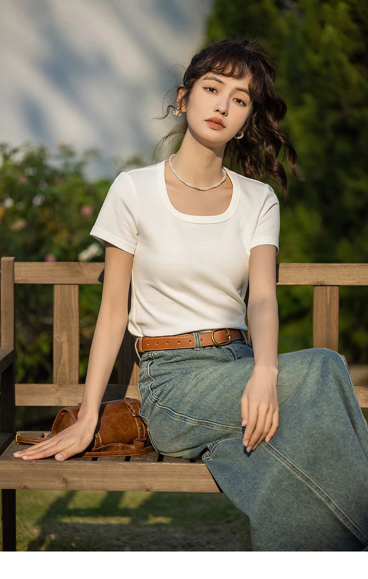 Women's Square-Neck T-Shirt – Elegant Cotton Short-Sleeve Top