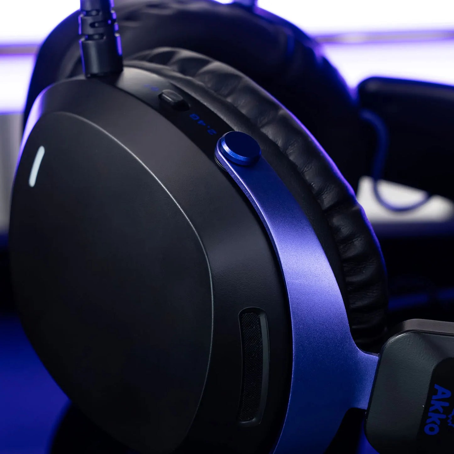 Akko GH300 Gaming Wireless Headphone with Mic Over-Ear Headset 7.1 Virtual Surround Sound Quad-Mode Head-mounted for Music Game