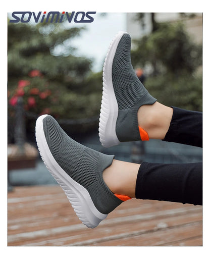 Outdoor Super Light Men Sneakers Fashion Breathable Running Sport Shoes Quality Slip-on Unisex Athletic Footwear 2022 Hot Sale