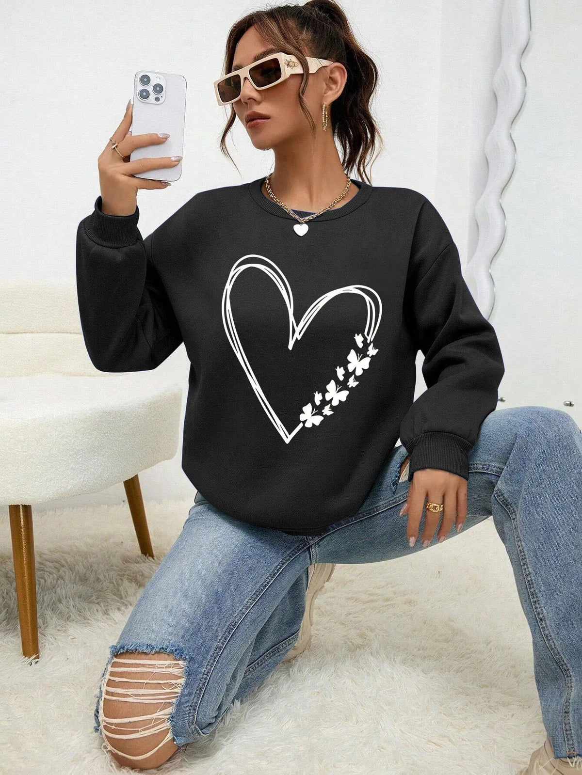 The Great Love At The Edge of Butterflies Design Print Sweatshirt Women Fleece Crewneck Autumn Pullover Soft Sportswear Clothing