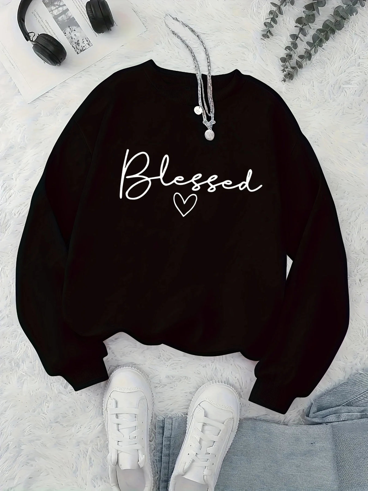 Women's autumn and winter casual fashion loose and comfortable Blessed printed round neck long sleeved warm pullover sweater