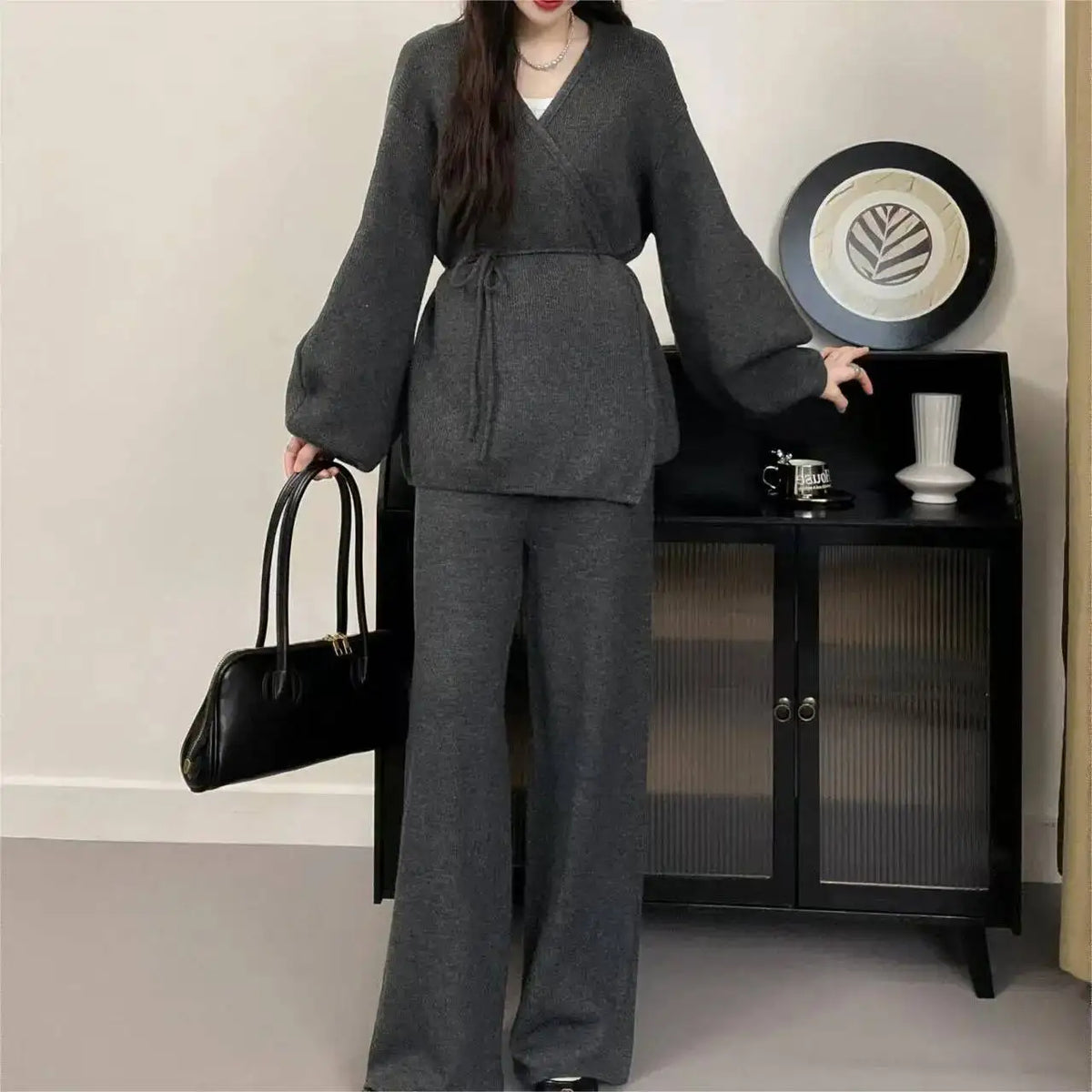 [EWQ] Fashion V-neck Long Sleeve Lace Up Sweater And High Waist Trousers Casual Women Knit Set Clothing 2025 Autumn New 16O1719