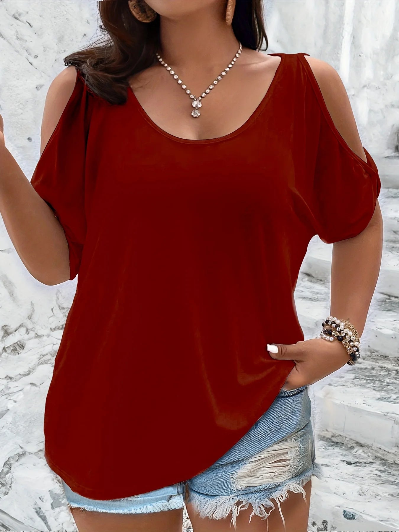 Plus Size Cold Shoulder Top - Elegant Black Tee With Trendy Cutouts & Curvy Fit