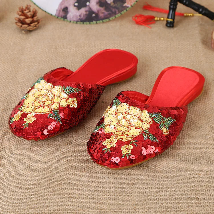 36-40 Women Slippers Sequin Embroider Shoes Summer Silk Fabric Flats Flower Closed Toe Soft Sole Non-slip Chinese Style Footwear
