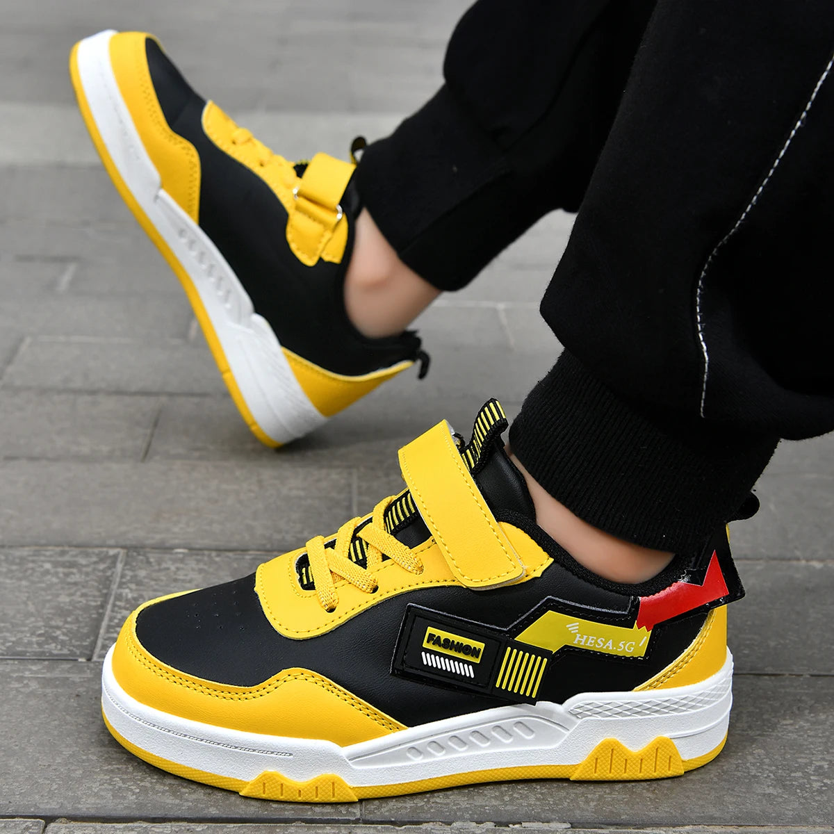 Kids Sneakers Cartoon Casual Shoes Boys Comfortable Sports Shoes Outdoor Nonslip Tennis Shoes Children Lightweight Running Shoes