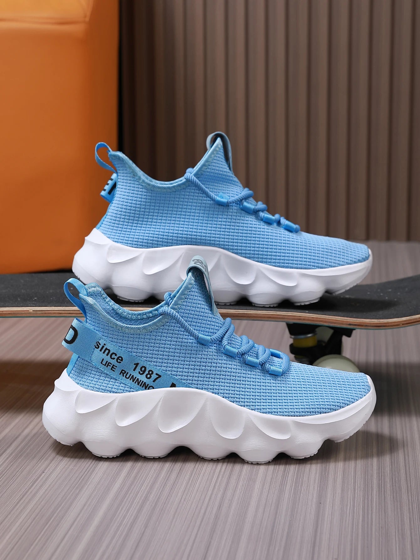 ZOOMNSTORE