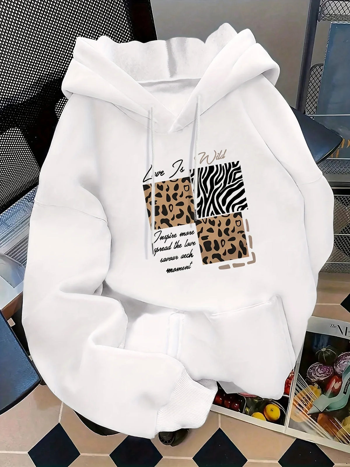 Women's Autumn and Winter Loose Casual Comfortable Letter Printed Thick Long-Sleeved Round Neck Hoodie Pullover