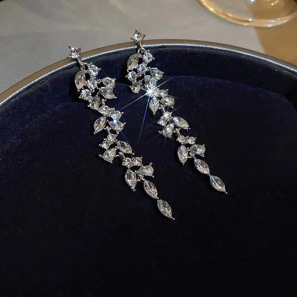 Two-Tone Leaf Drop Earrings – Carbon Zircon Pendant Style
