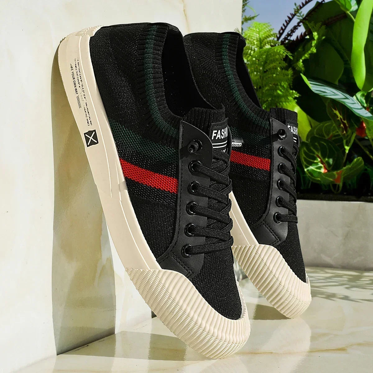 ZOOMNSTORE